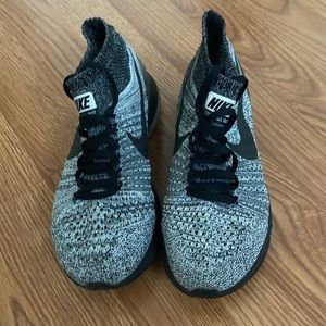 Nike Zoom All Out Flyknit Running Shoes